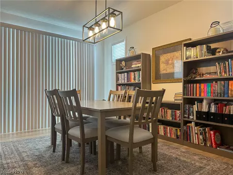 8139 Brookview Ln, Mentor, OH 44060 photo 14