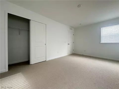8139 Brookview Ln, Mentor, OH 44060 photo 46