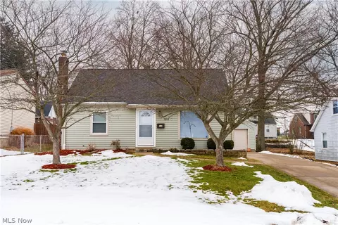 1614 Edmeyer Ave NW, Canton, OH 44708