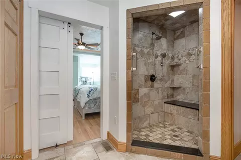Entry Way - 3906 Everett Rd, Richfield, OH 44286 photo 2 of 2
