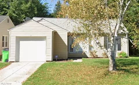 1208 Eastwood Ave, Mayfield Heights, OH 44124