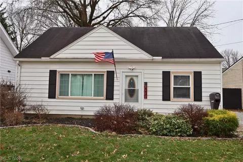 842 Grant Ave, Cuyahoga Falls, OH 44221