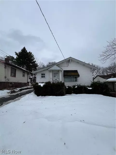 25 S Osborn Ave, Youngstown, OH 44509