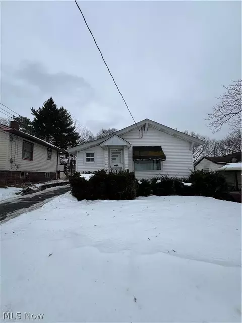 25 S Osborn Ave, Youngstown, OH 44509