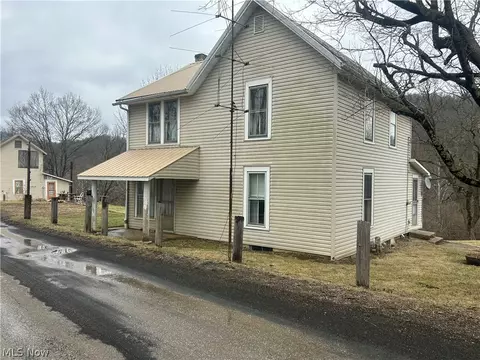 8950 Gaysport Hl, Blue Rock, OH 43720