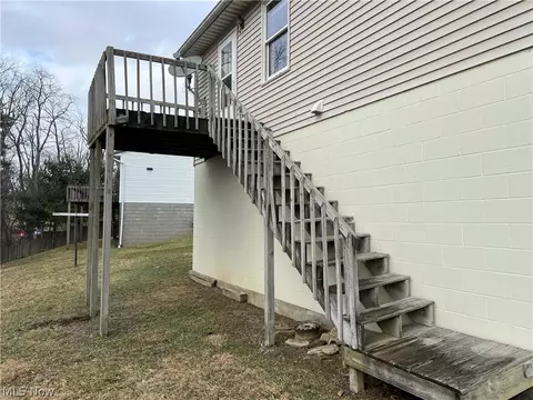 Exterior - 164 Pine Ln, Barnesville, OH 43713 photo 6 of 8
