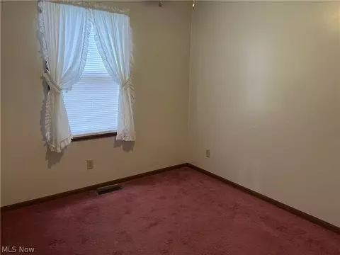 Bedroom - 164 Pine Ln, Barnesville, OH 43713 photo 1 of 5