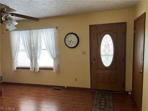 Entry Way - 164 Pine Ln, Barnesville, OH 43713 photo 1 of 2
