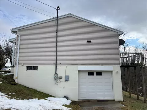 Exterior - 164 Pine Ln, Barnesville, OH 43713 photo 7 of 8