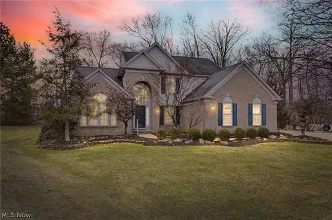 20067 Killians Grv, Strongsville, OH 44149