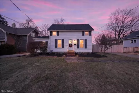 49 Monroe St, Berea, OH 44017