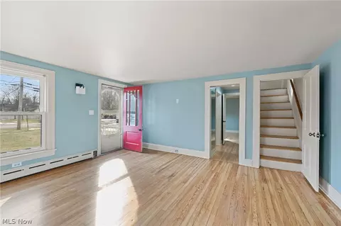 49 Monroe St, Berea, OH 44017 photo 4