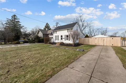 49 Monroe St, Berea, OH 44017 photo 29