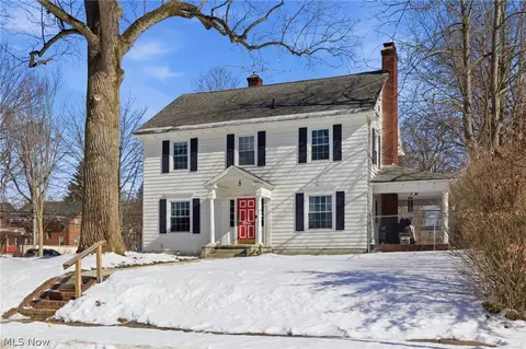 621 Greenwood Ave, Akron, OH 44320