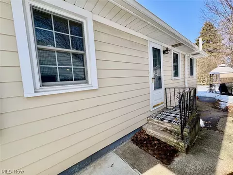 8331 Nowlen St, Mentor, OH 44060 photo 41