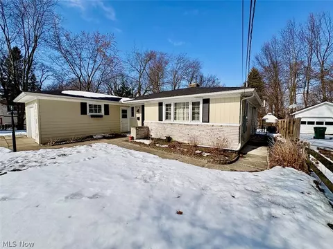 8331 Nowlen St, Mentor, OH 44060 photo 40