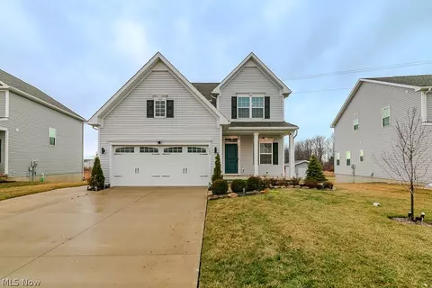 1809 Muirfield Ln, Painesville, OH 44077