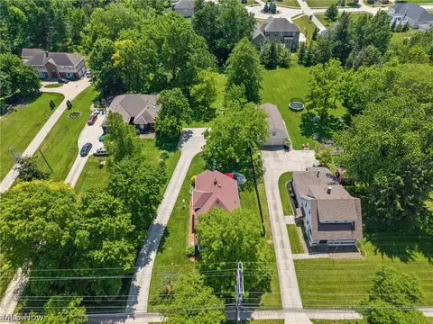 View/Area - 6312 E Pleasant Valley Rd, Independence, OH 44131 photo 2 of 3