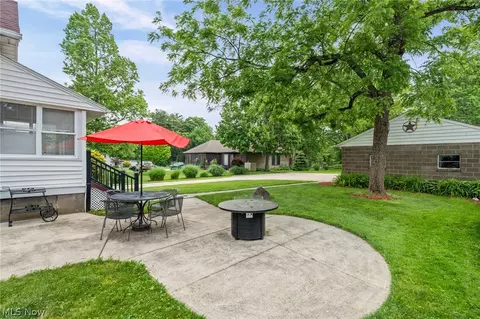 Exterior - 6312 E Pleasant Valley Rd, Independence, OH 44131 photo 6 of 9