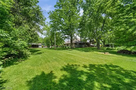 Exterior - 6312 E Pleasant Valley Rd, Independence, OH 44131 photo 8 of 9
