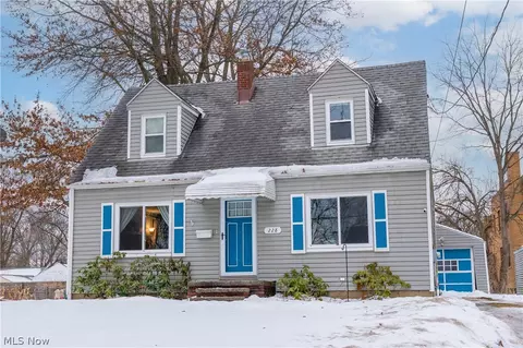 228 Hawk Ave, Akron, OH 44312