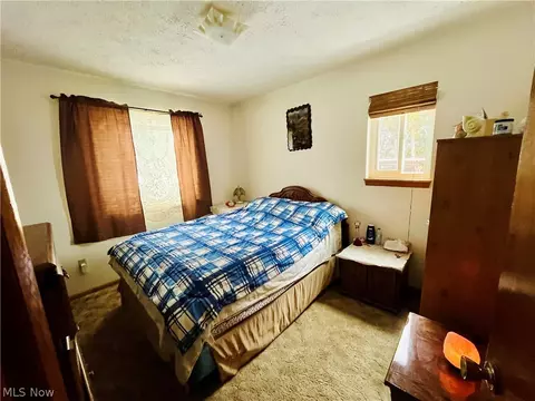 2275 Edwin Ave, Akron, OH 44314 photo 12