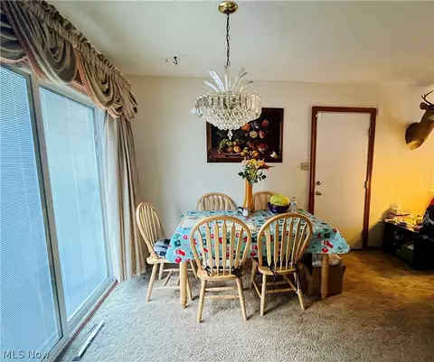 2275 Edwin Ave, Akron, OH 44314 photo 6