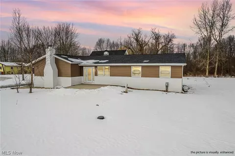 34600 Capel Rd, Columbia Station, OH 44028