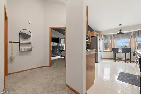 Entry Way - 2714 19th St NW, Canton, OH 44708 photo 4 of 5