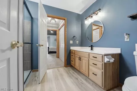 Bath - 2714 19th St NW, Canton, OH 44708 photo 1 of 6