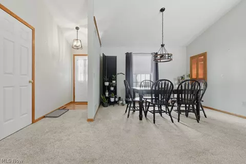 Entry Way - 2714 19th St NW, Canton, OH 44708 photo 1 of 5