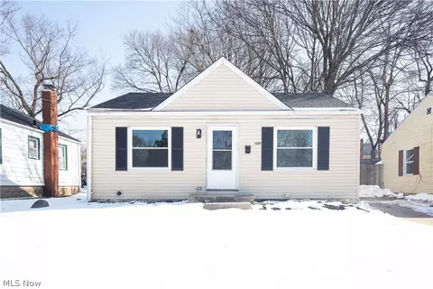 1291 Roslyn Ave, Akron, OH 44320