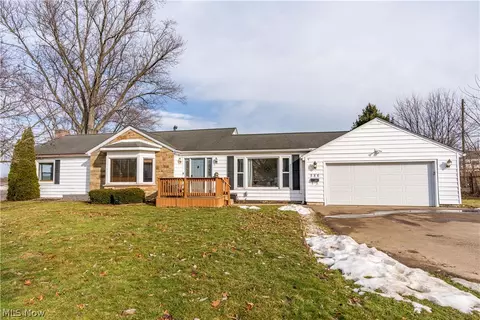 586 23rd St NW, Massillon, OH 44647