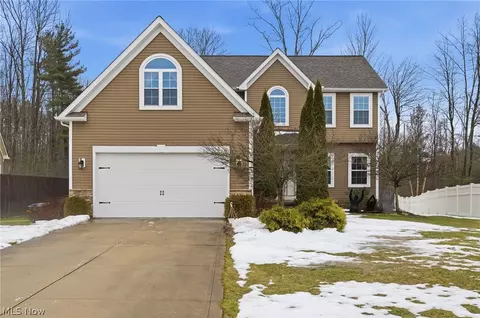 108 Hidden Glen Trl, Chardon, OH 44024