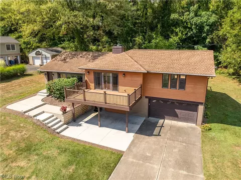 5265 Pin Oak St NW, Massillon, OH 44647