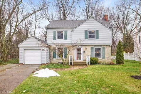 115 Grandin Rd, Akron, OH 44313
