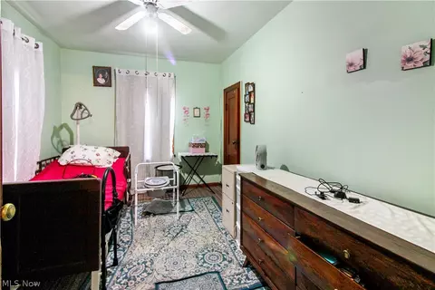 Bedroom - 5860 Woodman Ave, Ashtabula, OH 44004 photo 1 of 4