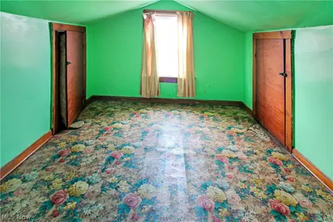 Bedroom - 5860 Woodman Ave, Ashtabula, OH 44004 photo 4 of 4