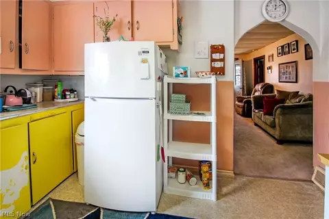 Kitchen - 5860 Woodman Ave, Ashtabula, OH 44004 photo 3 of 3