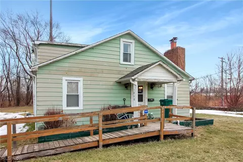 5860 Woodman Ave, Ashtabula, OH 44004