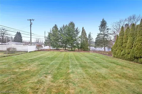 4820 15th St NW, Canton, OH 44708 photo 4
