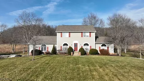 4848 Fette Rd SE, Dennison, OH 44621