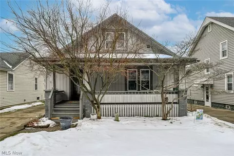2374 Roth Dr, Cuyahoga Falls, OH 44221