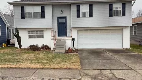 602 Williams Ave, Williamstown, WV 26187