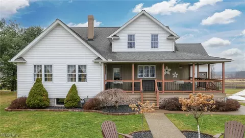 9561 Creaser Rd, North Bloomfield, OH 44450