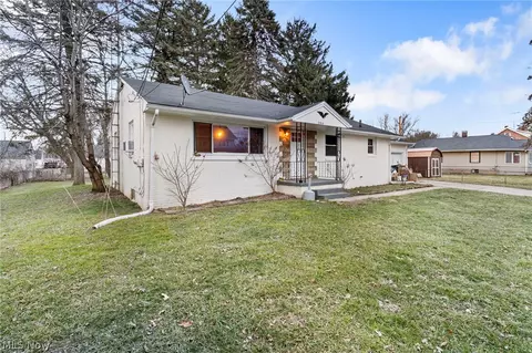2614 Fletcher Ave NE, Canton, OH 44705