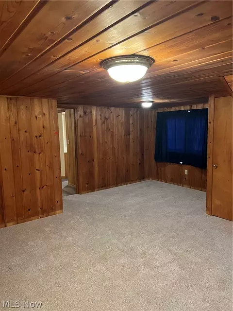 Bedroom - 213 E 27th St, Dover, OH 44622 photo 4 of 4
