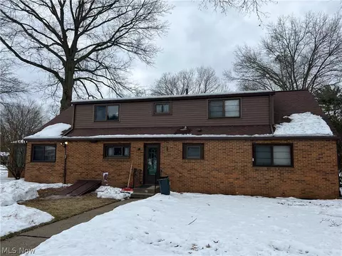 Exterior - 213 E 27th St, Dover, OH 44622 photo 5 of 6