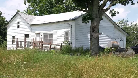 2831 S Denmark Rd, Dorset, OH 44032