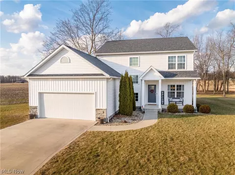 2343 Pebble Brook Path, Orrville, OH 44667